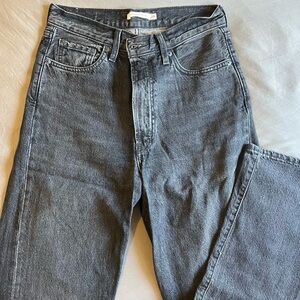 Cotton and hemp Levi’s great quality ribcage straight jeans 
like new